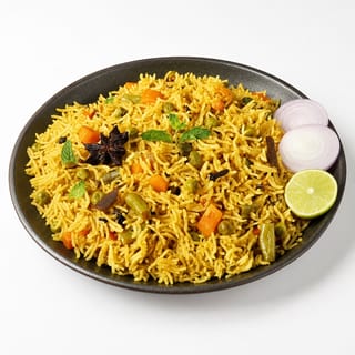 Veggie Biryani (Half Tray)